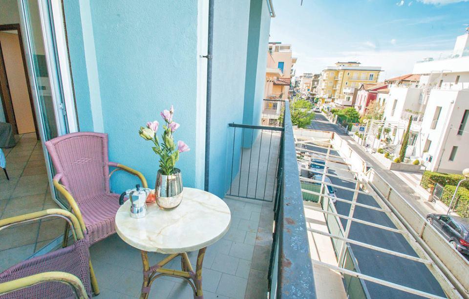 Residence Doral Римини Екстериор снимка